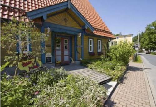 Hausseite Straße
